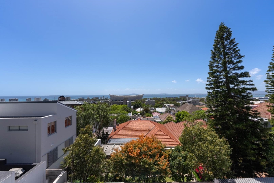 3 Bedroom Property for Sale in Green Point Western Cape